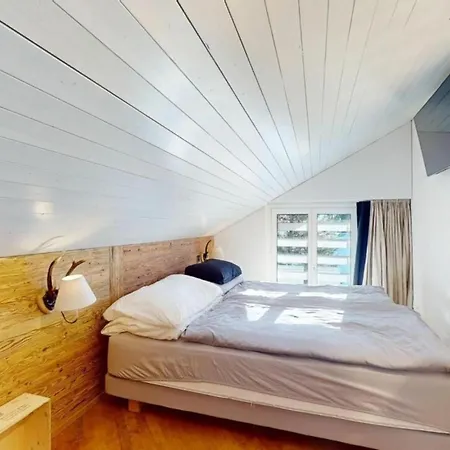 4,5-zimmer-dachgeschosswohnung Mit Ausrichtung Zur Sonne!!! Lejlighed Lenzerheide