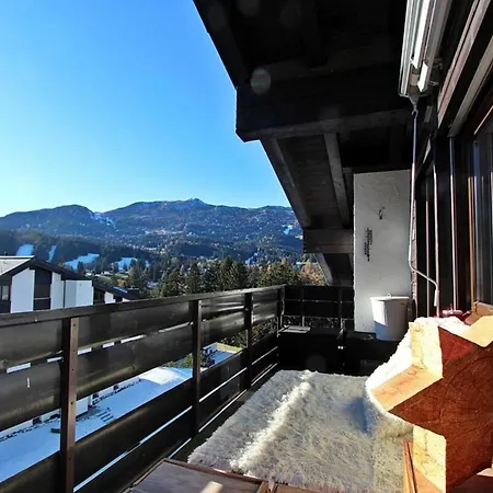 4,5-zimmer-dachgeschosswohnung Mit Ausrichtung Zur Sonne!!! *