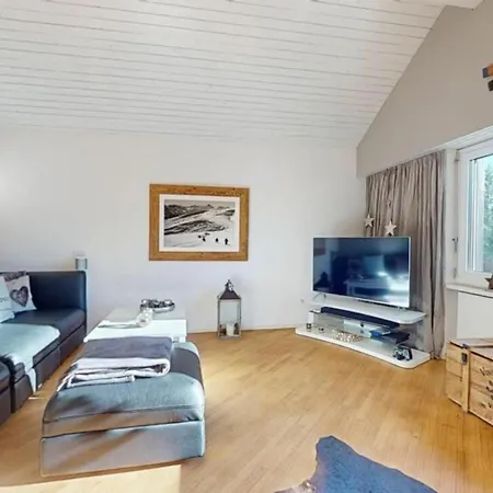 4,5-zimmer-dachgeschosswohnung Mit Ausrichtung Zur Sonne!!! * Lenzerheide/Lai