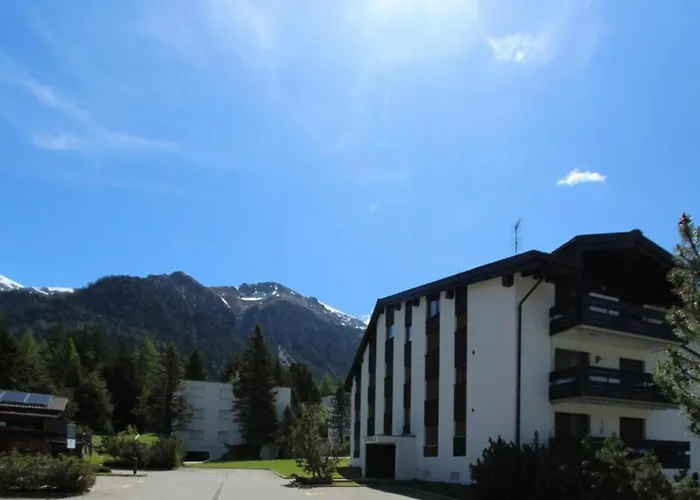 4,5-zimmer-dachgeschosswohnung Mit Ausrichtung Zur Sonne!!! Lenzerheide