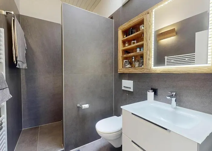 Apartmán 4,5-zimmer-dachgeschosswohnung Mit Ausrichtung Zur Sonne!!! *